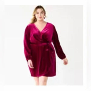 Nine West Size 1X Burgundy Long Sleeve Velvet Wrap Dress